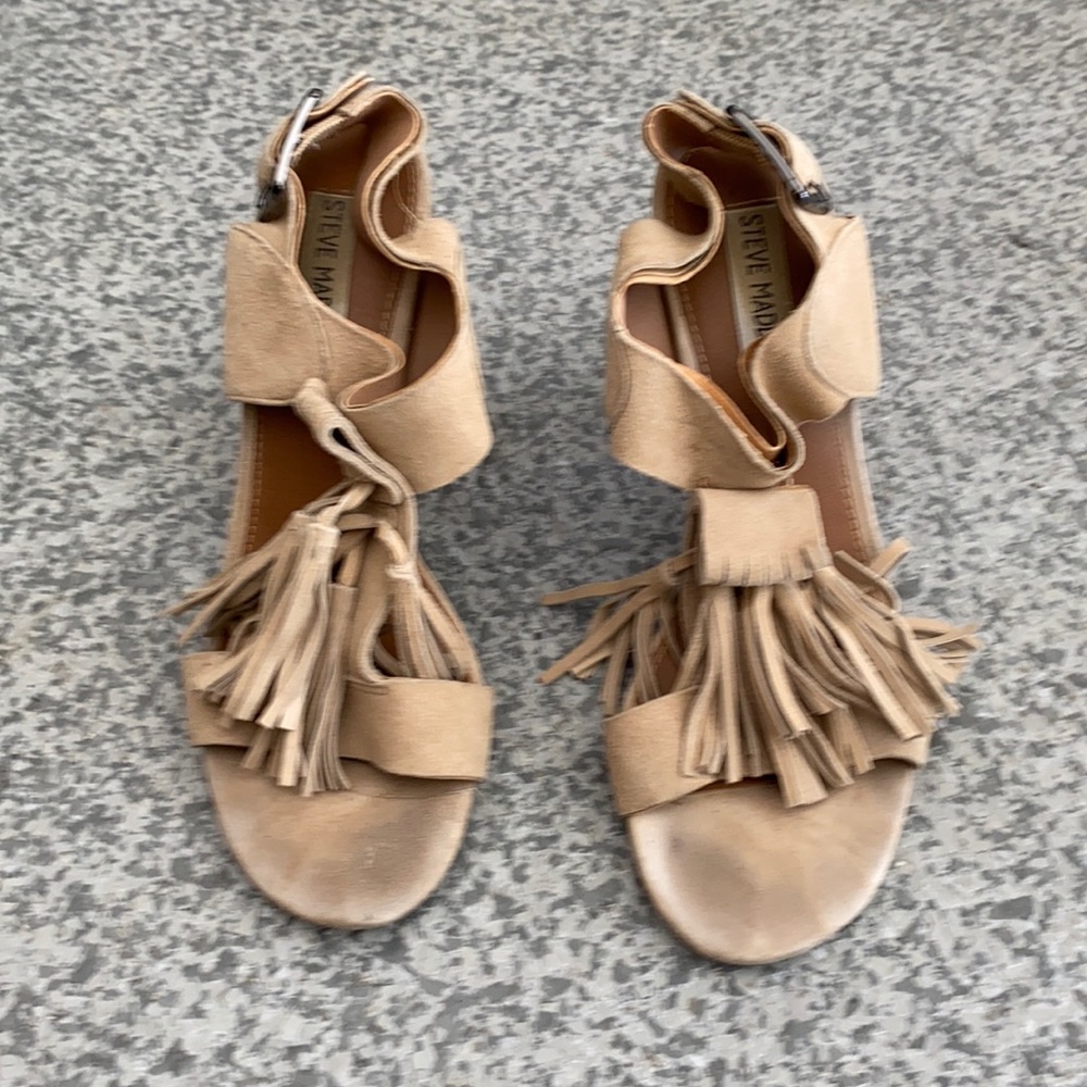 Steve Madden suede heels